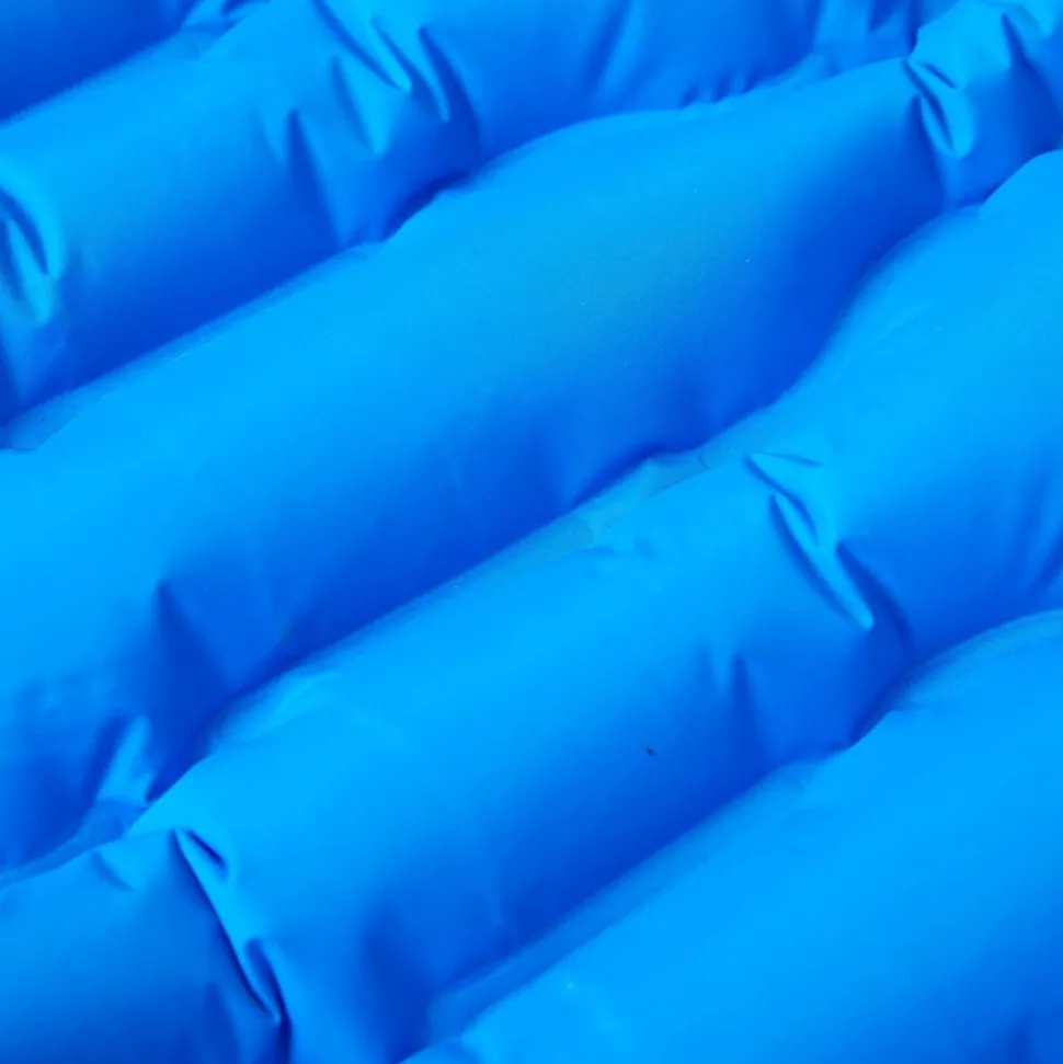 vidaXL Kampeermatras met kussen zelfopblazend 1-persoons blauw