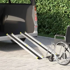 vidaXL Oprit voor rolstoelen 270 kg 2 pcs Zwart 152 x 19 x 5,5 cm
