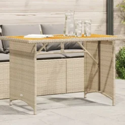 vidaXL Tuintafel met houten blad 110x68x70 cm poly rattan beige